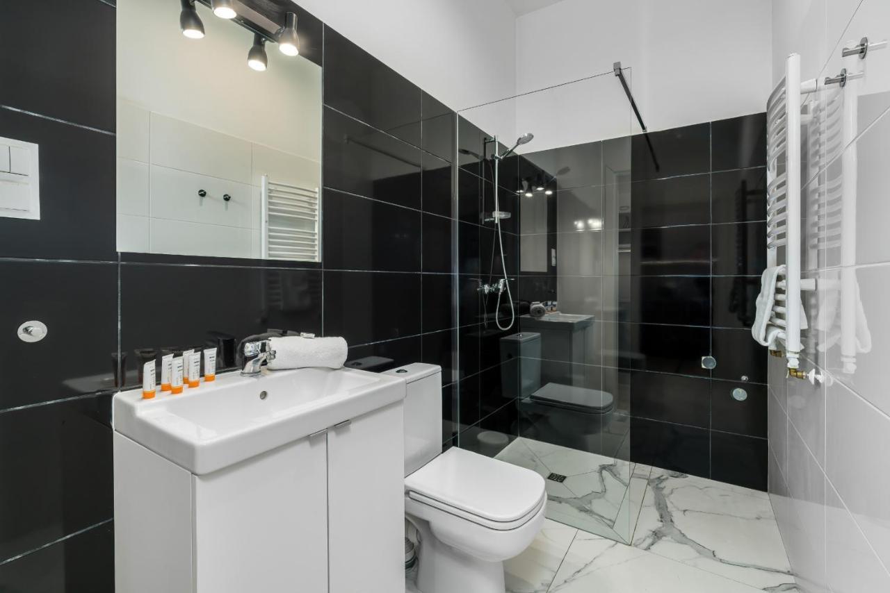 Apartments City Center Saint Wojciech By Renters 포즈난 외부 사진