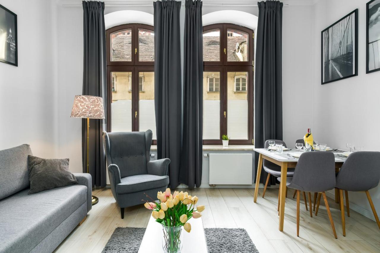 Apartments City Center Saint Wojciech By Renters 포즈난 외부 사진