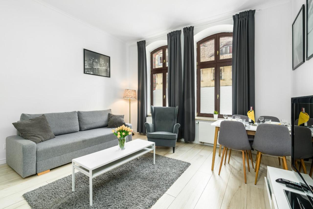 Apartments City Center Saint Wojciech By Renters 포즈난 외부 사진